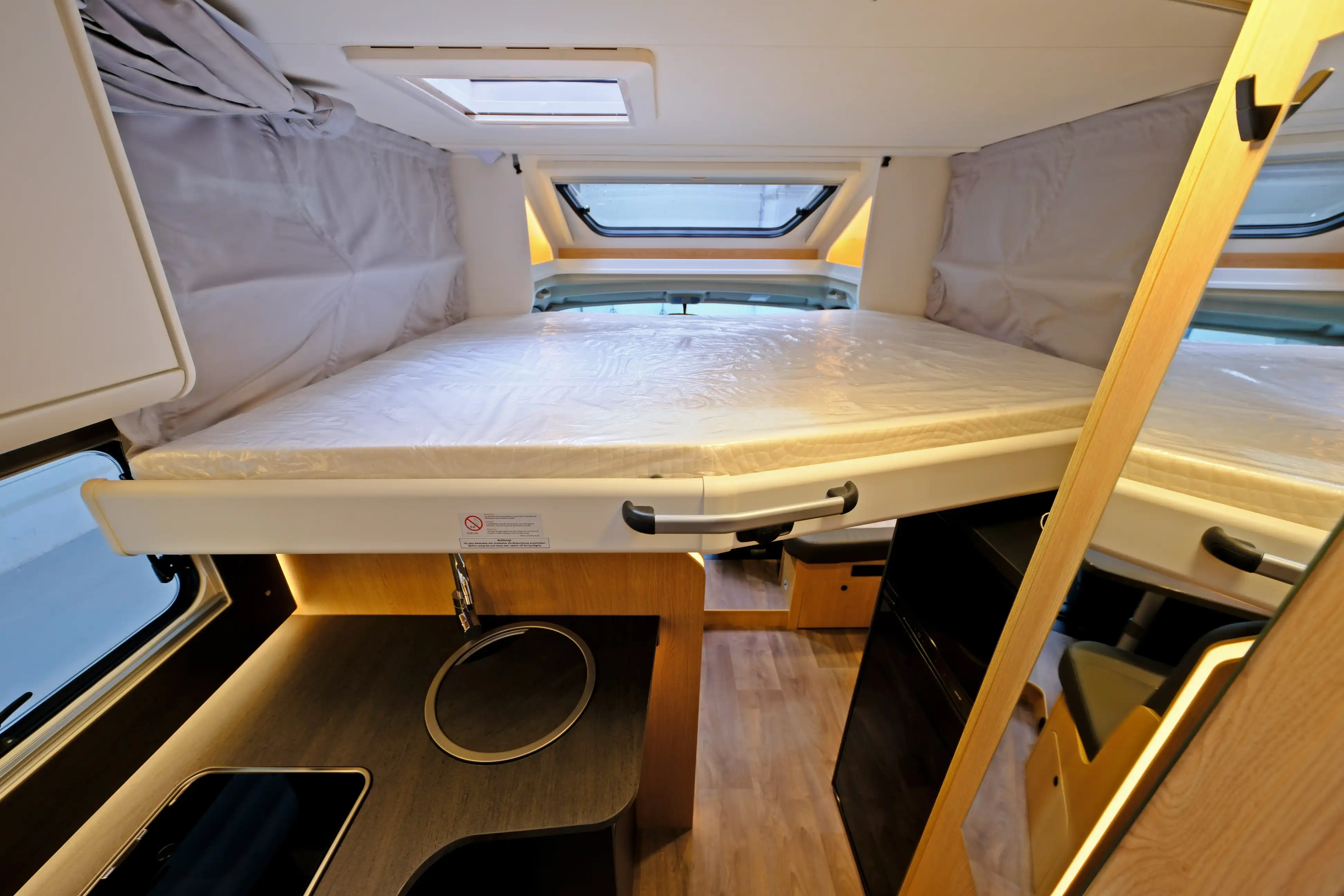 SUNLIGHT T 67 S Einzelbetten Hubbett
